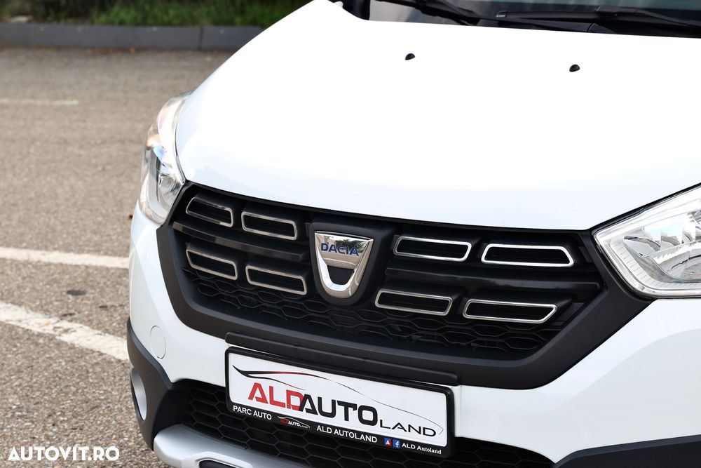 Dacia Lodgy TCe 130 GPF Stepway - 21