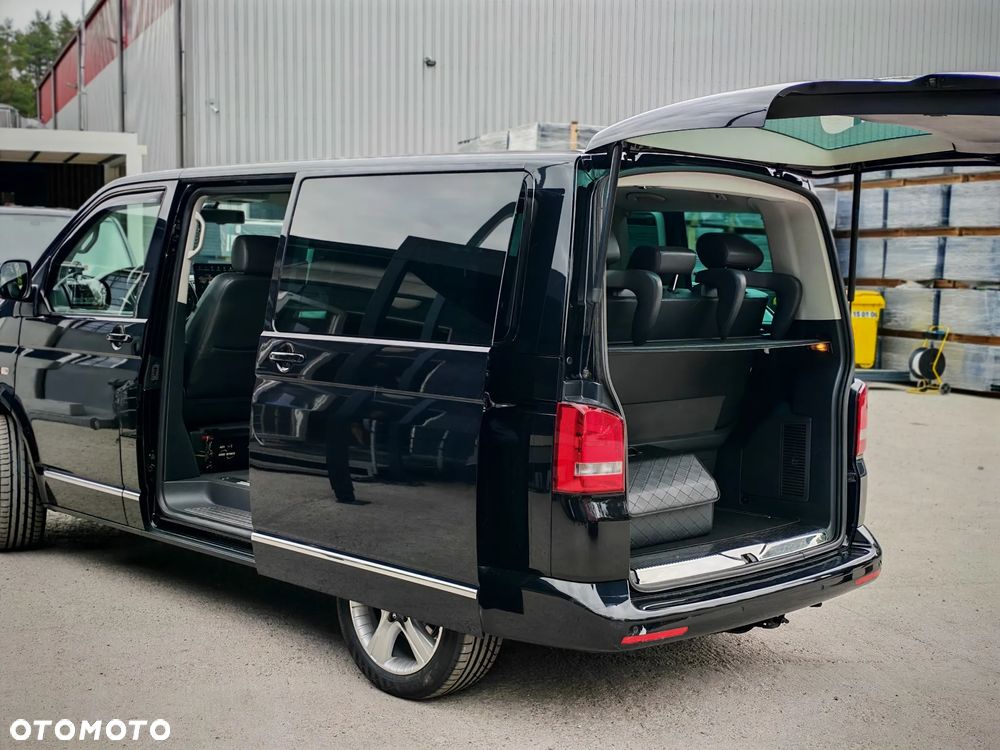 Volkswagen Multivan - 1