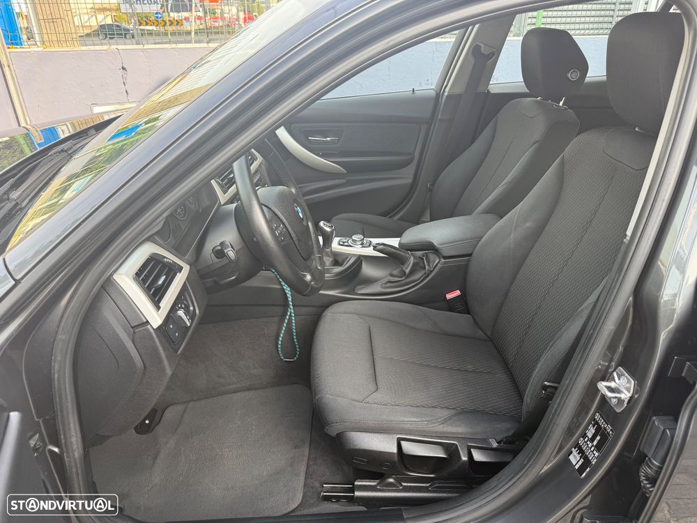 BMW 316 d Touring Sport Line - 15