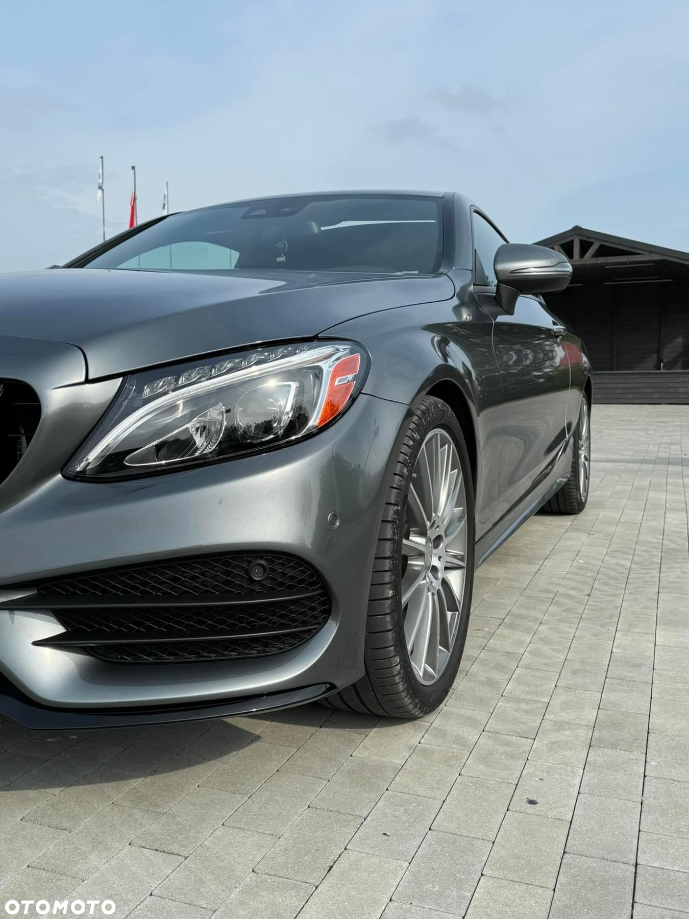 Mercedes-Benz Klasa C 300 Coupe 7G-TRONIC AMG Line - 2