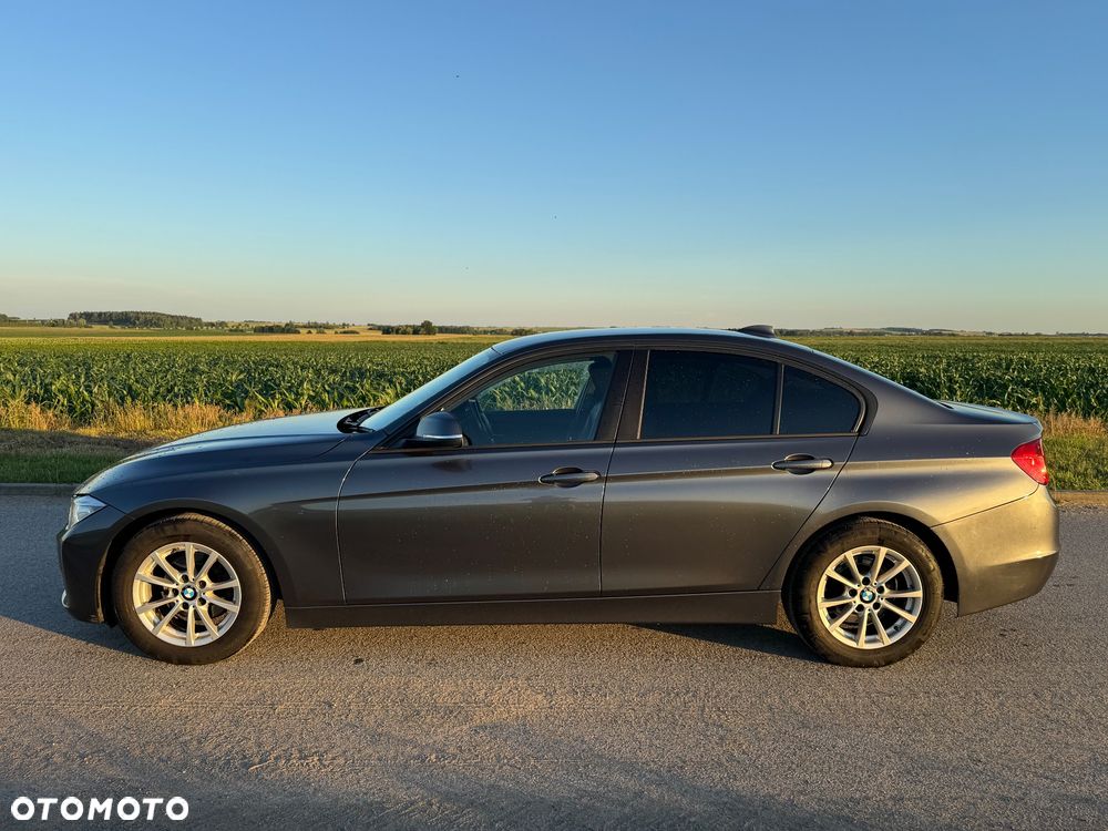BMW Seria 3 320d Blue Performance - 6