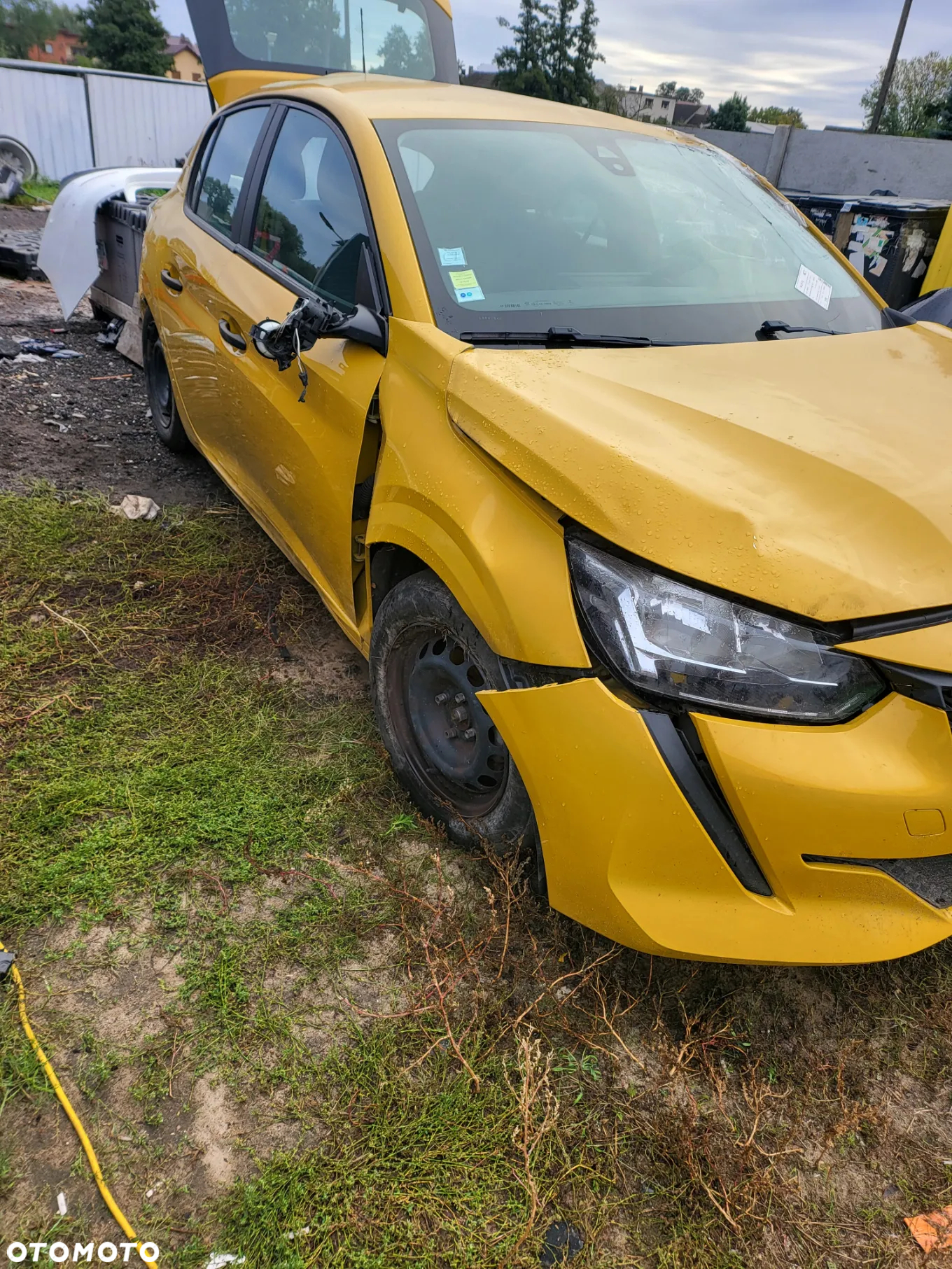 Peugeot 208 - 2