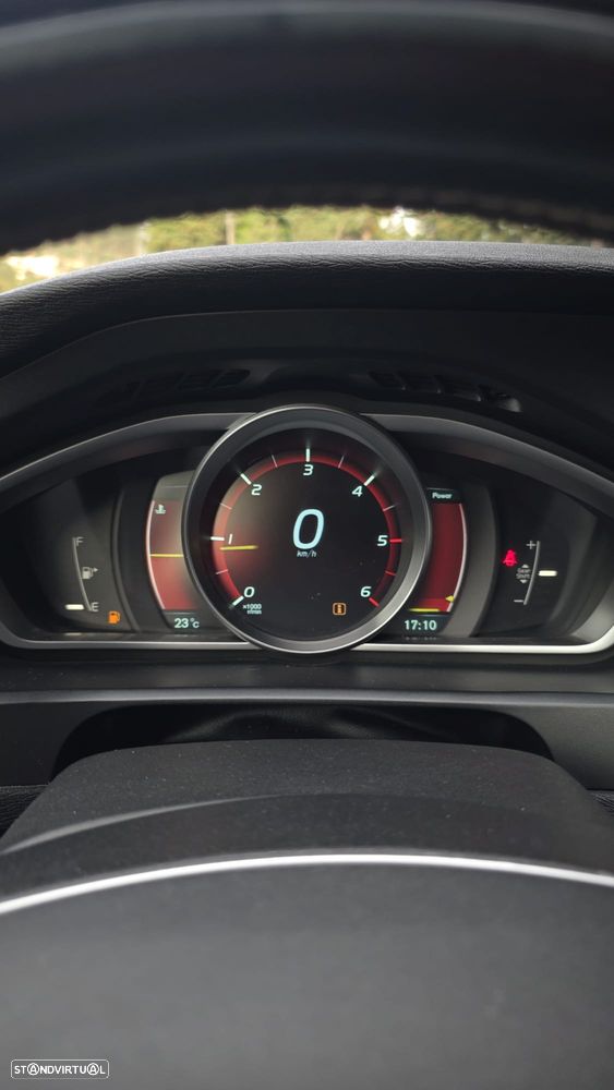 Volvo V40 - 13