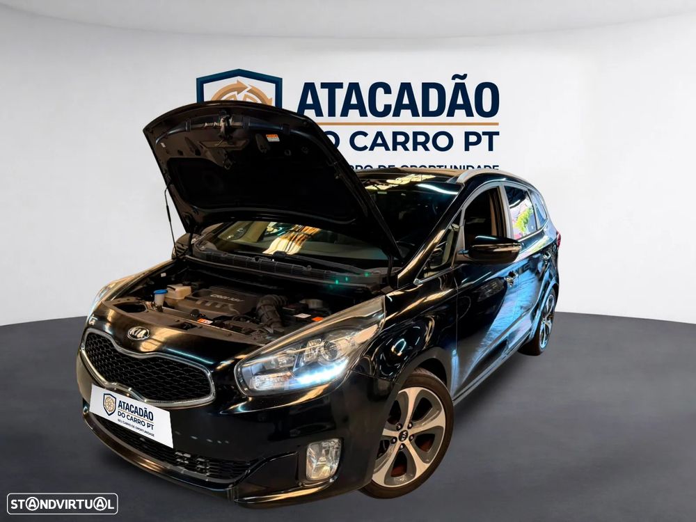Kia Carens - 35