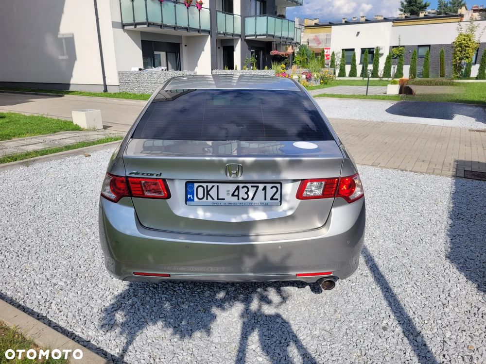 Honda Accord 2.0 Elegance - 9