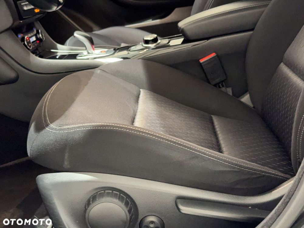 Infiniti Q30 1.5d Business Executive - 22