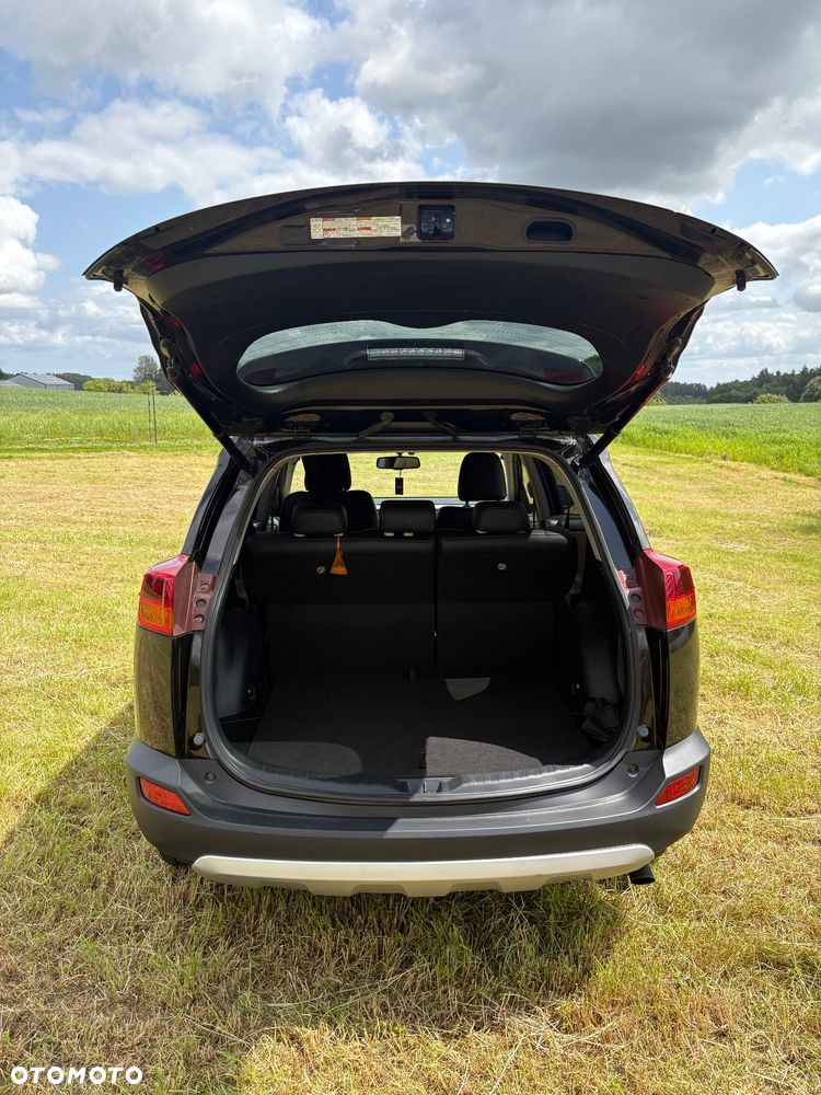Toyota RAV4 - 6