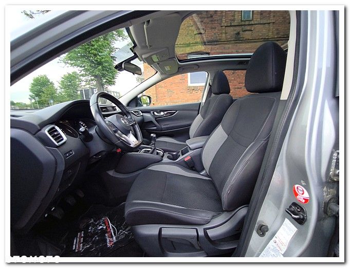 Nissan Qashqai 1.3 DIG-T N-WAY - 28