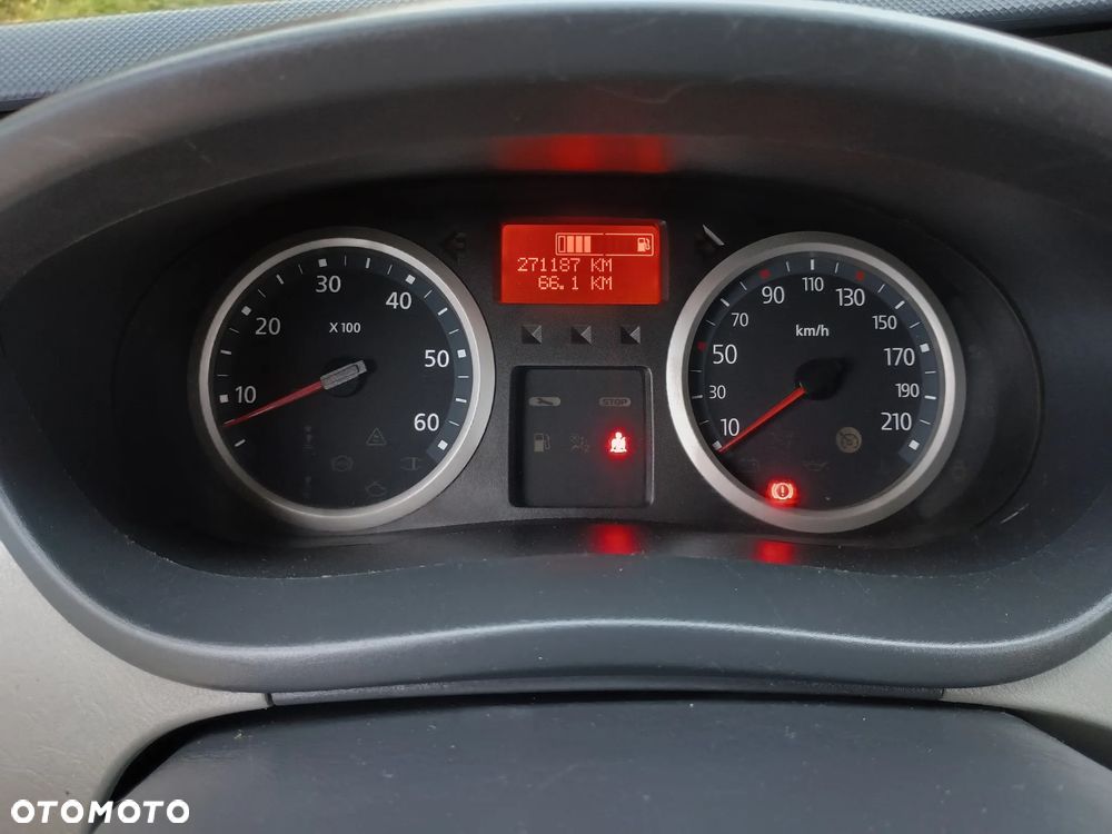 Renault Trafic - 19