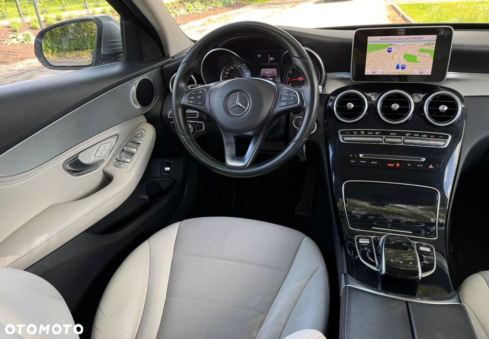 Mercedes-Benz Klasa C 200 7G-TRONIC - 10