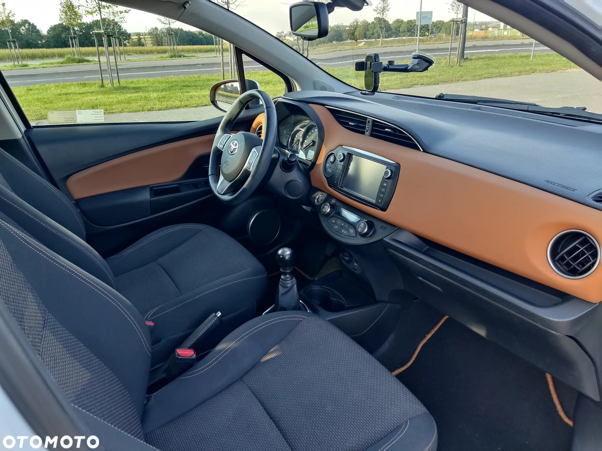 Toyota Yaris 1.33 Prestige - 4