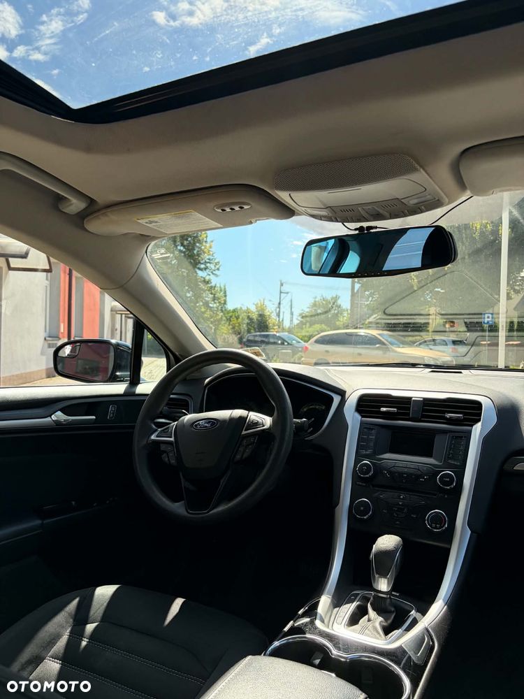 Ford Fusion - 14