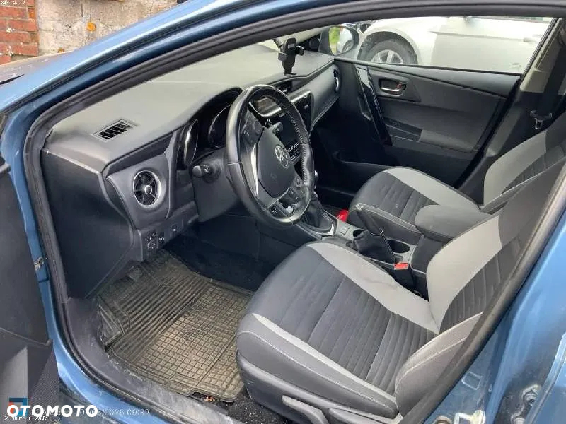 Toyota Auris 1.4 D-4D Comfort - 6