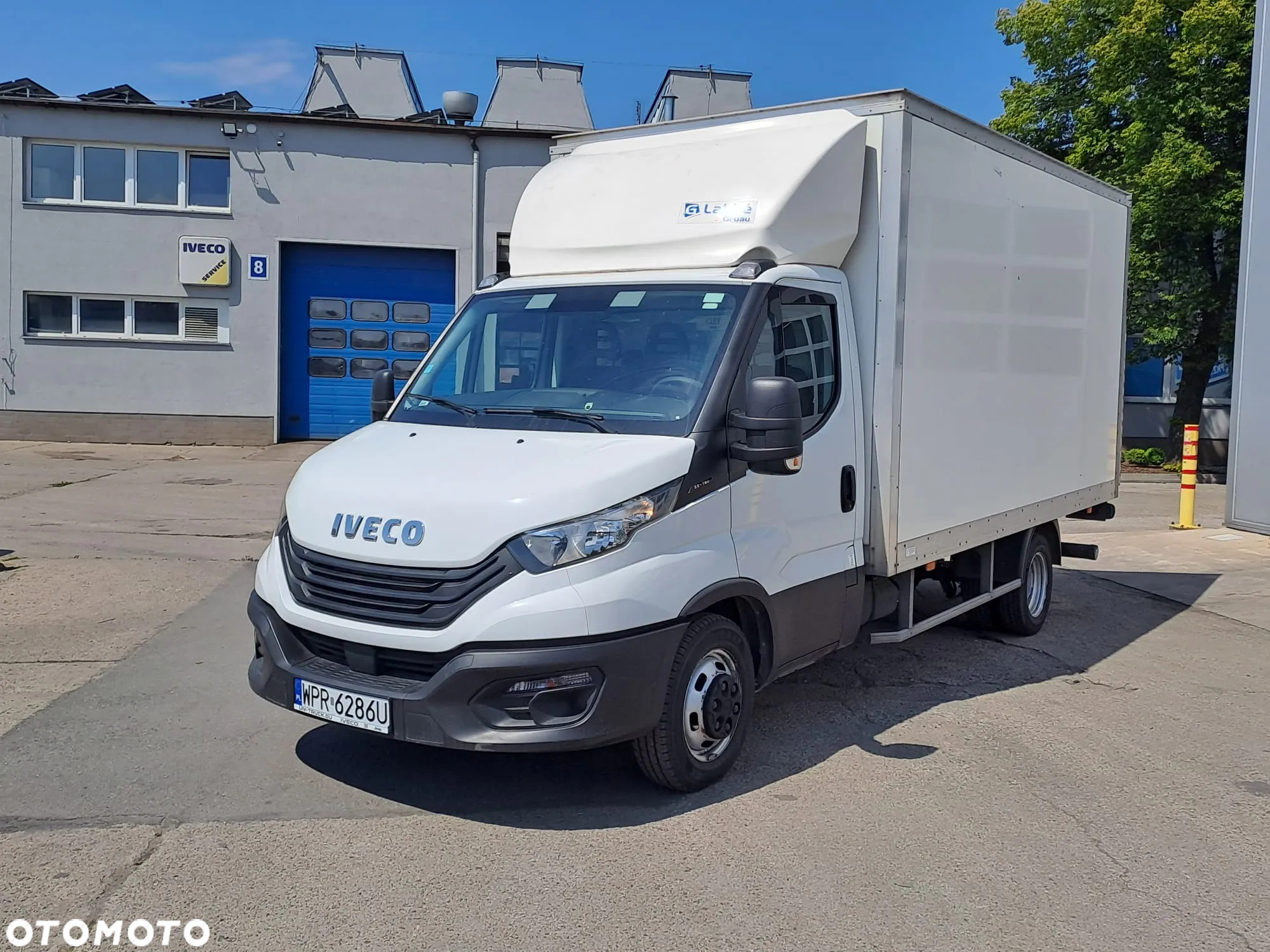 Iveco 35C16 Kontener+ bliźniak +winda+ 8 palet - 2