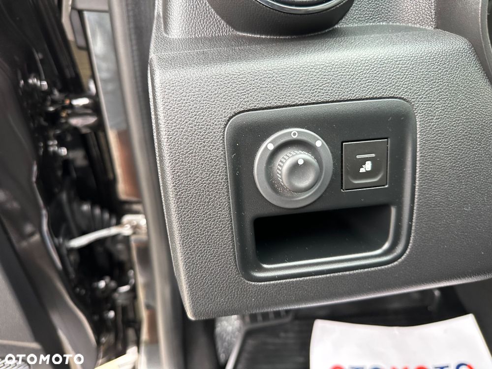 Dacia Duster 1.6 SCe Prestige - 20