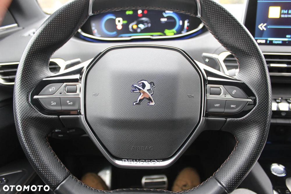 Peugeot 3008 Hybrid4 300 e-EAT8 GT - 16