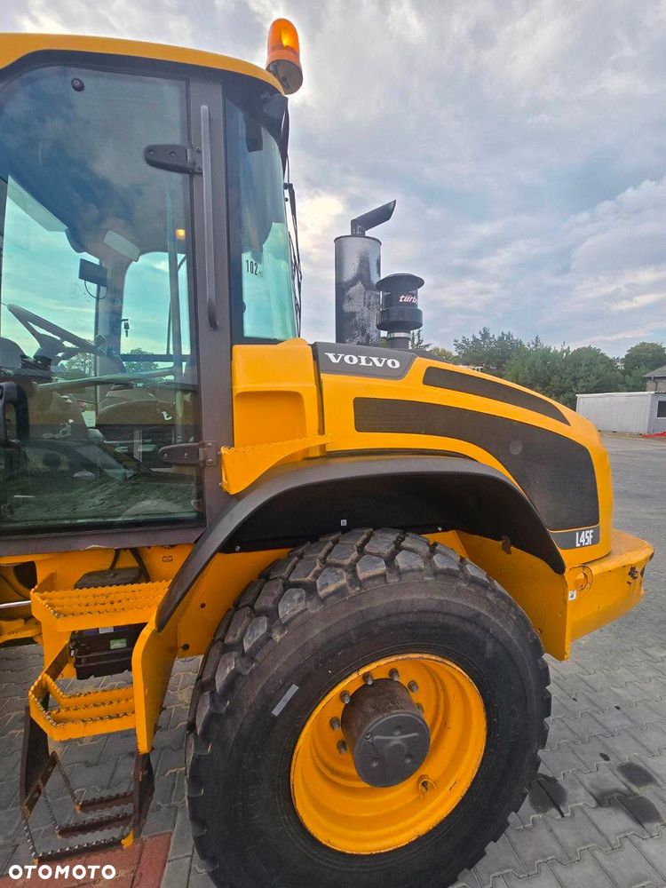 Volvo F45 - 9