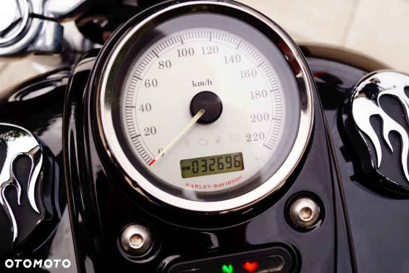 Harley-Davidson Dyna Wide Glide - 21