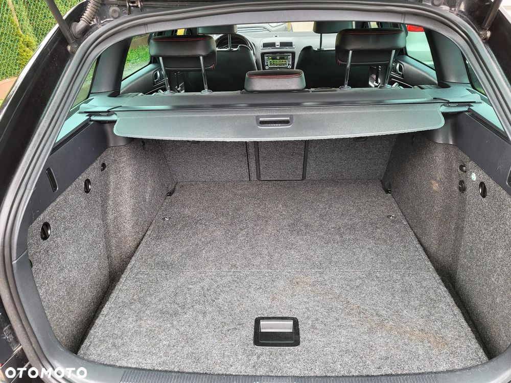 Skoda Octavia 2.0 TDI DPF RS DSG - 30