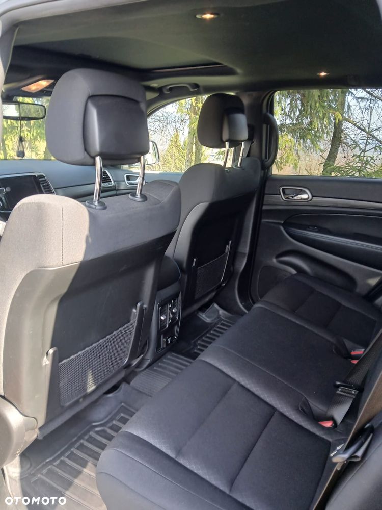Jeep Grand Cherokee - 9