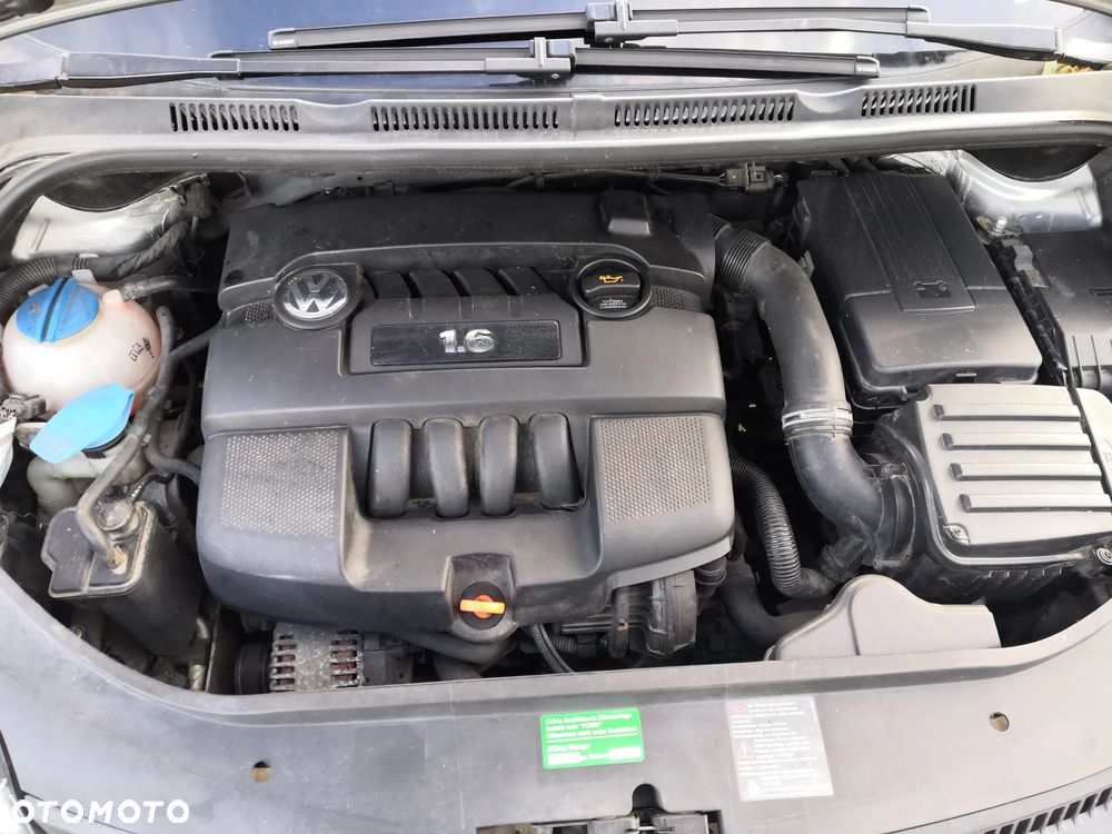 Volkswagen Golf Plus 1.6 Goal - 33