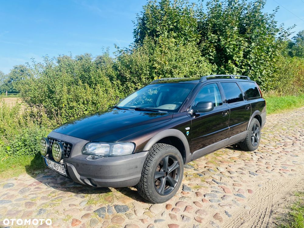Volvo V70 Cross Country 2.4 AWD - 1