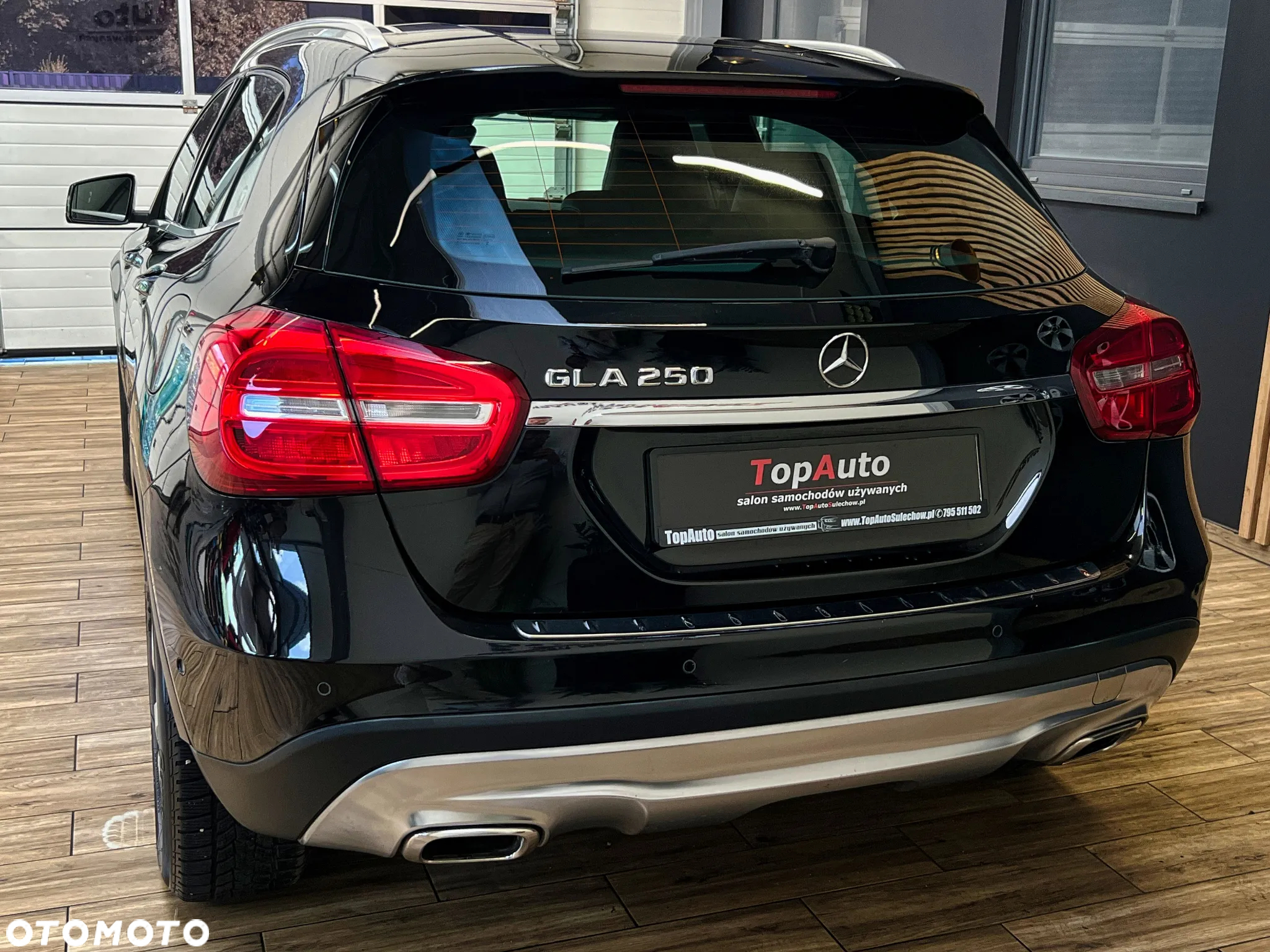 Mercedes-Benz GLA 250 7G-DCT - 10