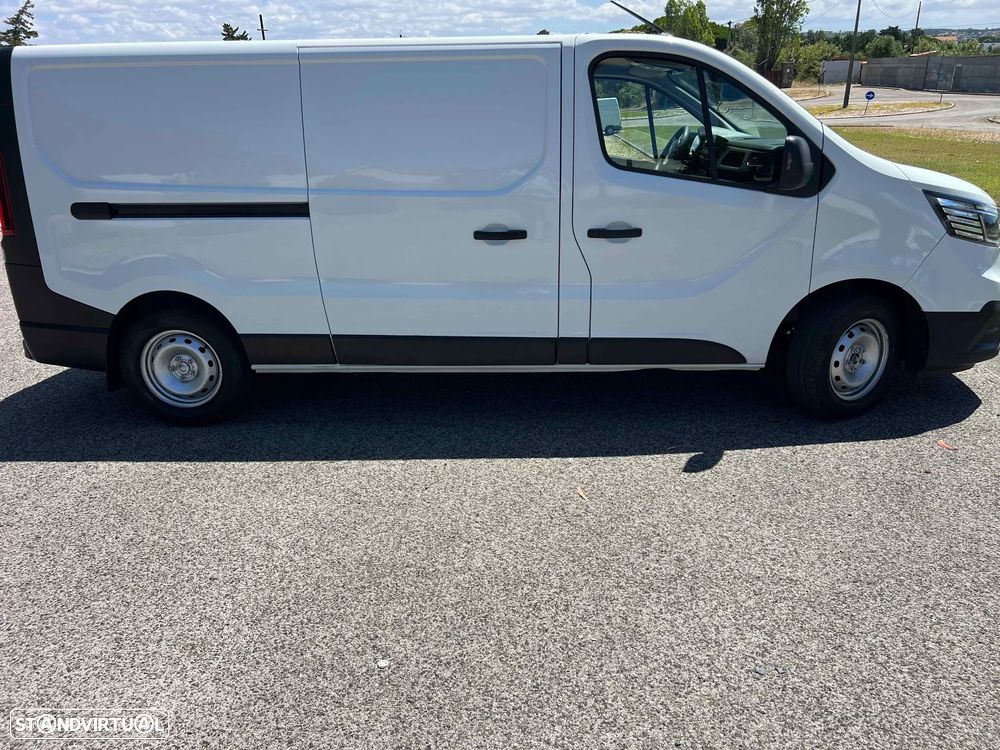 Renault Trafic L2H1 2.0 dci grand confort - 4