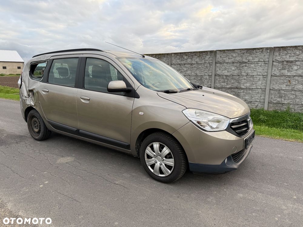Dacia Lodgy dCi 110 Celebration - 11