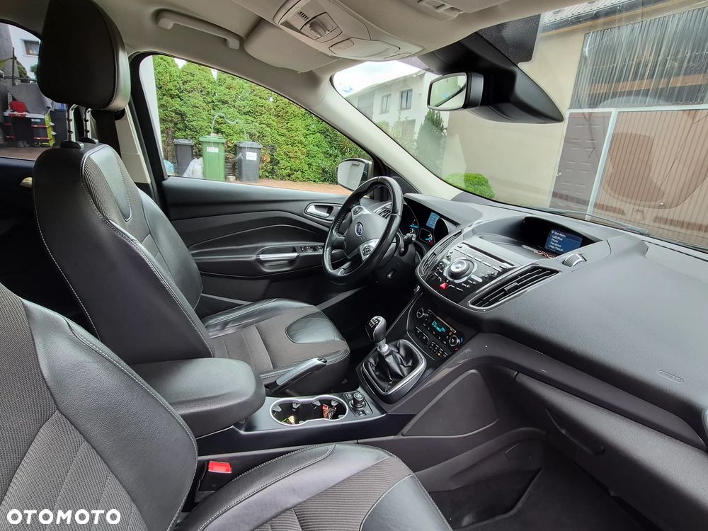 Ford Kuga - 19