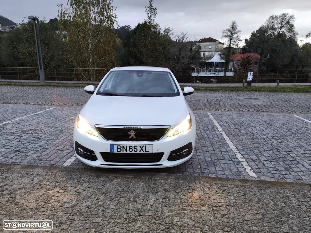 Peugeot 308 1.2 PureTech Business Line - 4