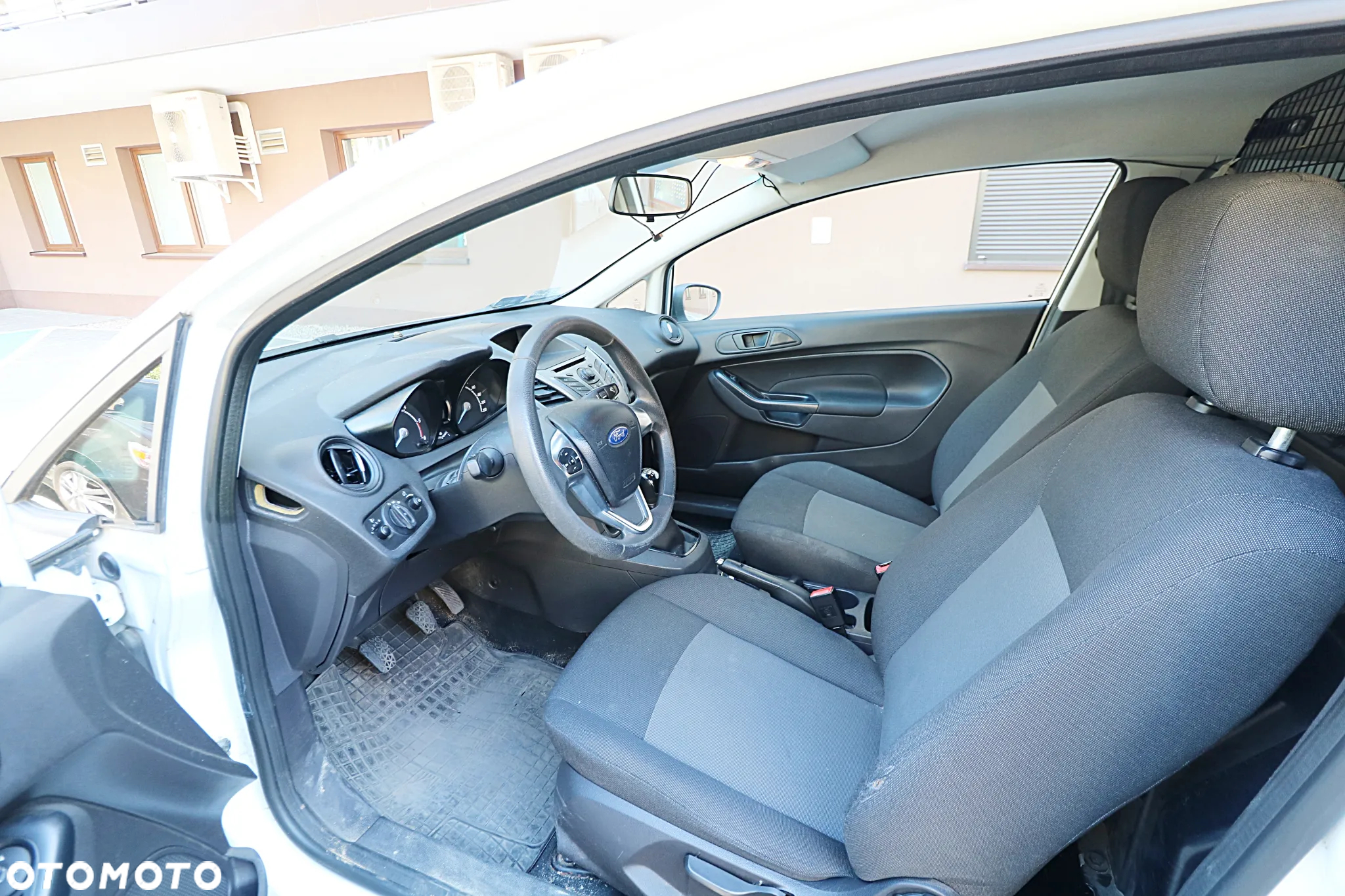 Ford Fiesta 1.5 TDCi Trend - 9
