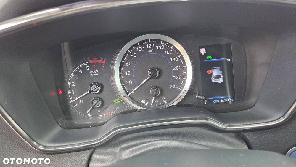 Toyota Corolla 1.8 Hybrid Business Edition - 23