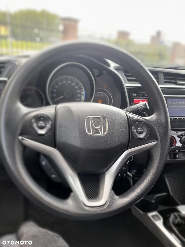 Honda Jazz 1.3 Trend - 17