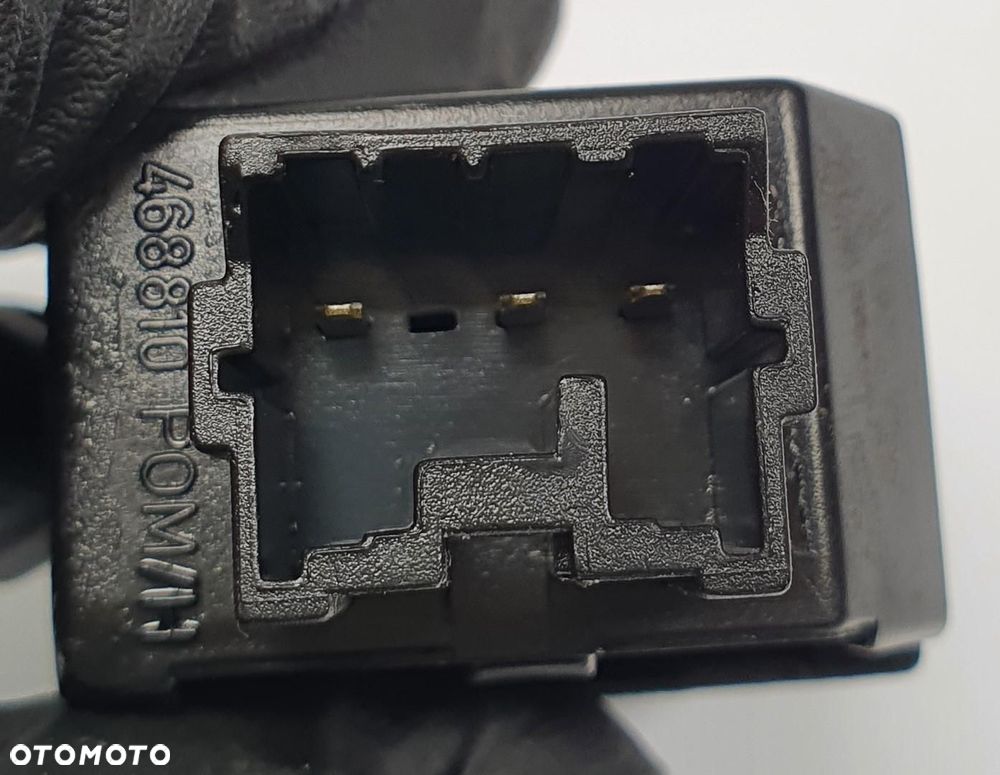 PRZYCISK REGULACJI ŚWIATEŁ MITSUBISHI SPACE STAR MR114337 - 4