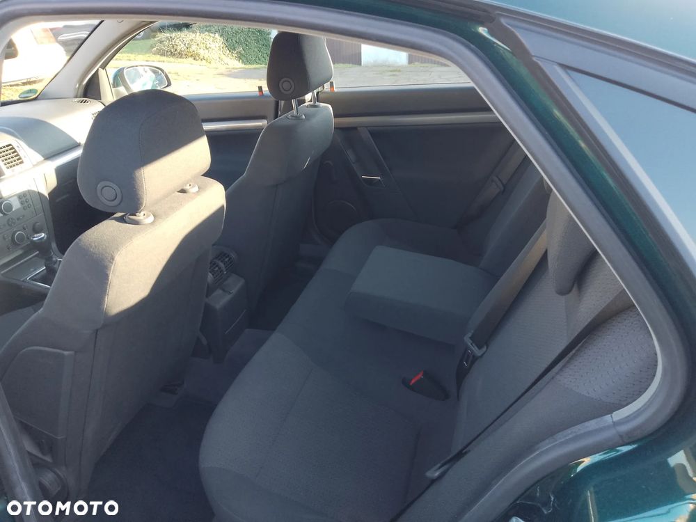 Opel Vectra 1.8 GTS - 12