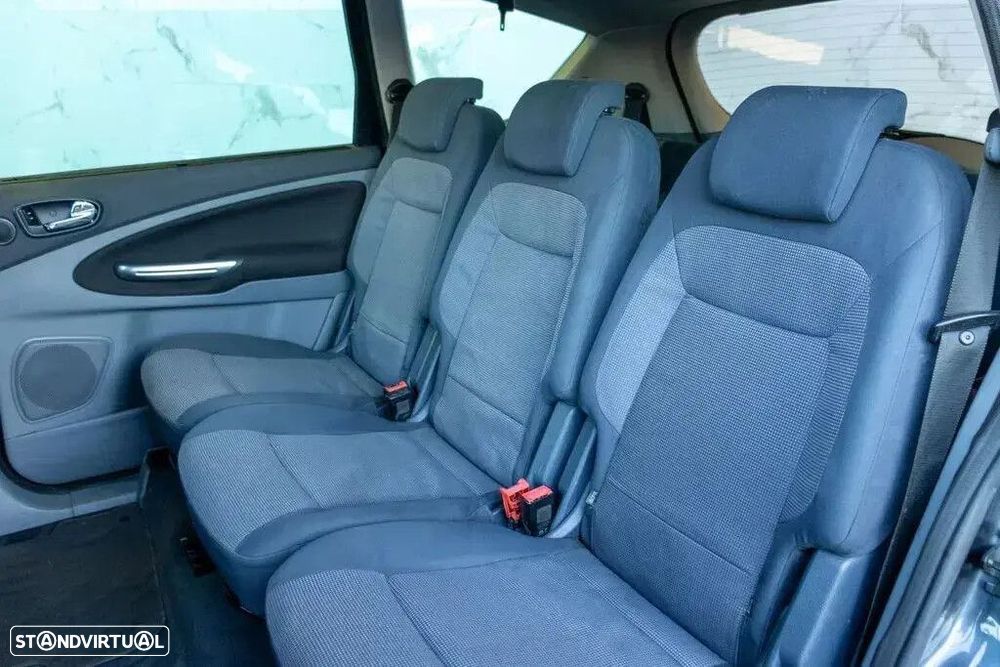 Ford S-Max 1.8 TDCi Titanium 7L - 18