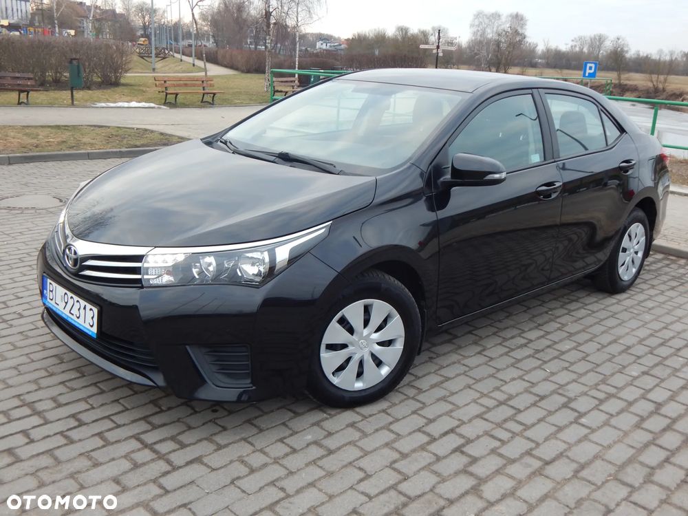 Toyota Corolla 1.6 Luna - 2