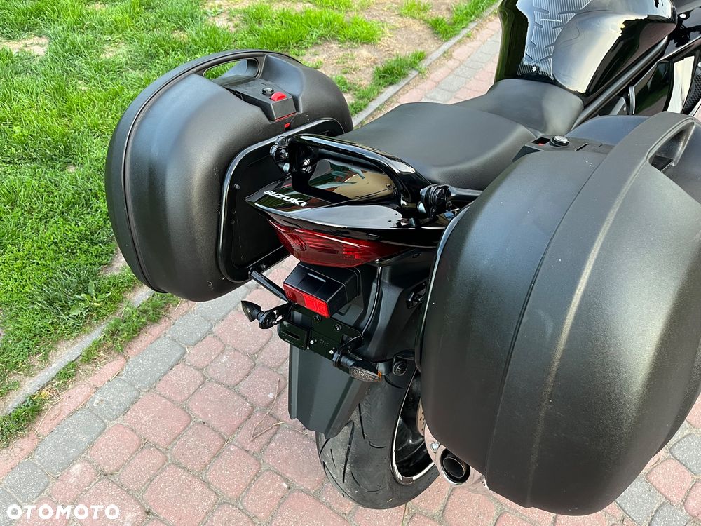 Suzuki GSX - 20