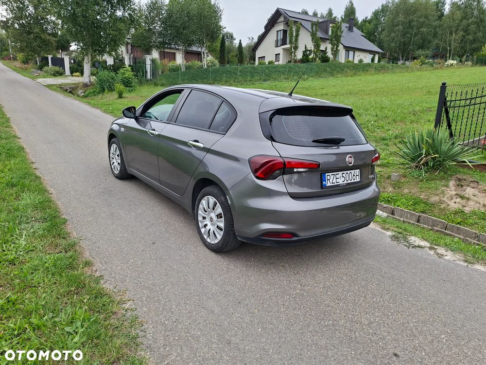 Fiat Tipo 1.4 16v Lounge EU6d - 6