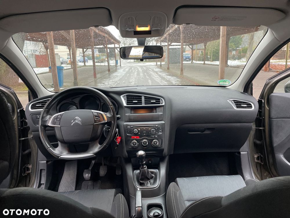 Citroën C4 HDi 110 Exclusive - 13