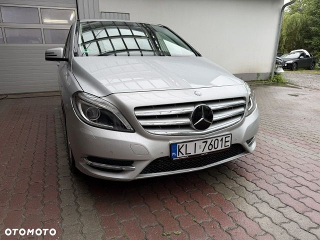 Mercedes-Benz Klasa B 180 CDI (BlueEFFICIENCY) - 3
