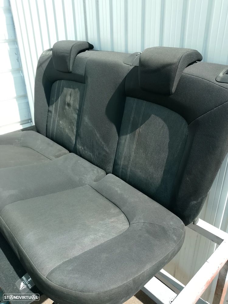 BANCOS TRASEIROS FIAT PUNTO 12- - 2