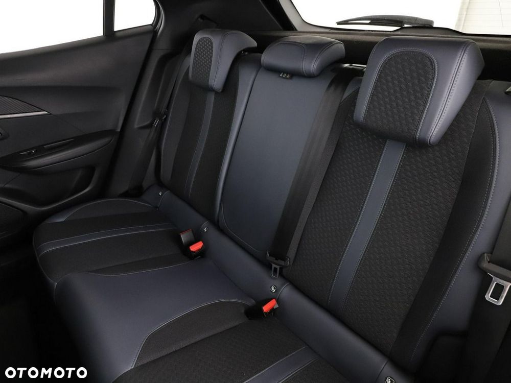 Peugeot 3008 1.5 BlueHDi Allure S&S EAT8 - 18
