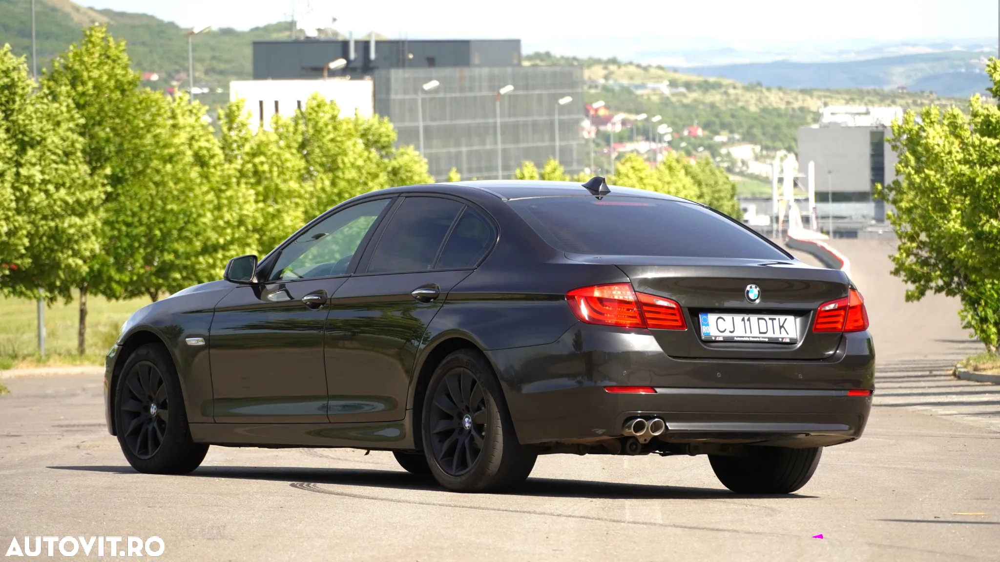 BMW Seria 5 520d - 6