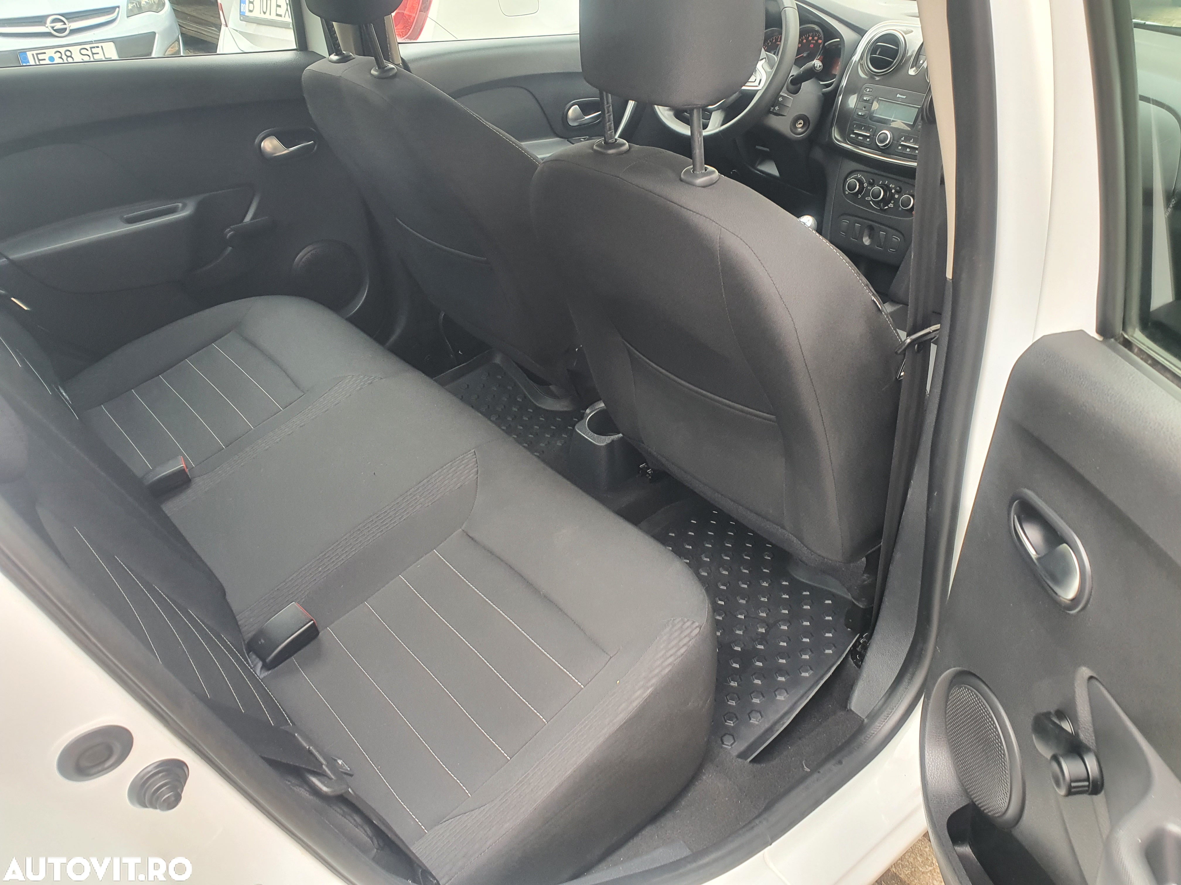 Dacia Logan MCV 1.5 Blue dCi Laureate - 6