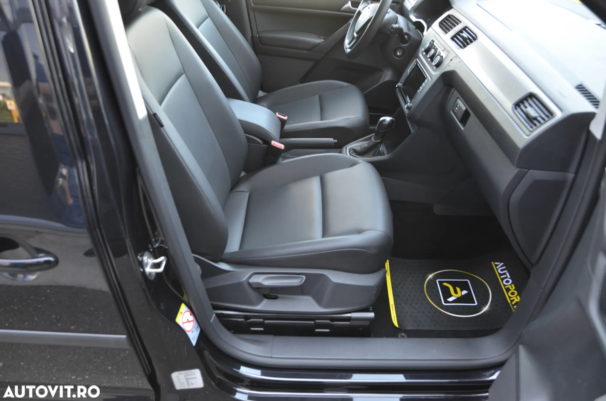 Volkswagen Caddy Maxi 2.0 TDI 90 kW DSG - 19