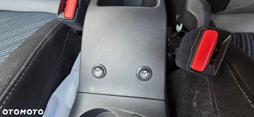 Opel Crossland X 1.2 Start/Stop 120 Jahre - 33