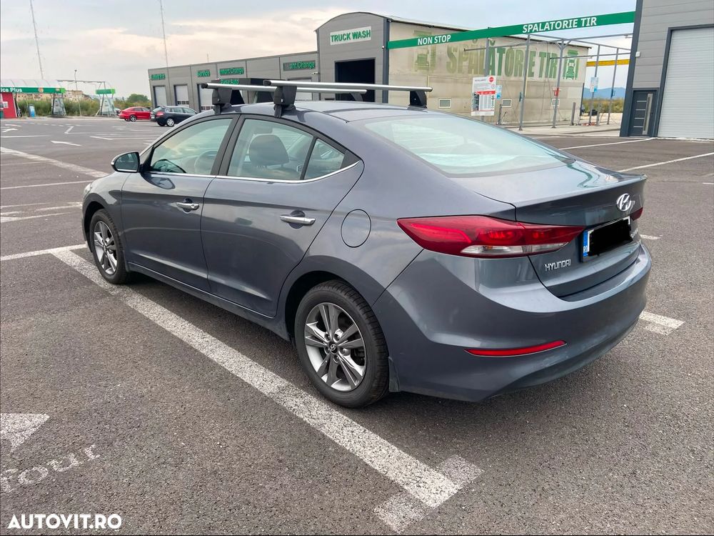 Hyundai Elantra 1.6 MPi Highway - 4