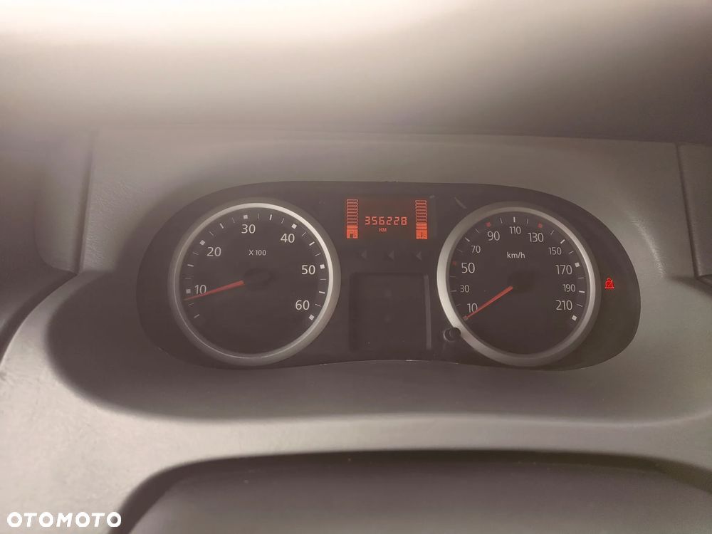 Renault Trafic 2.0 dCi 115 FAP Passenger Black Edition - 22